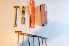 07  (lot) Misc., 1000/6000bwaterstone – new, Stubai gouge, Stanley 1 ½ “ chisel, 7 gimlets, pry bar Good