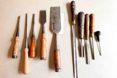 188  (5) chisels of various styles and makers, and (5) gouges of various styles and makers, Fair to Good